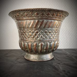 Vase Ghalamzani