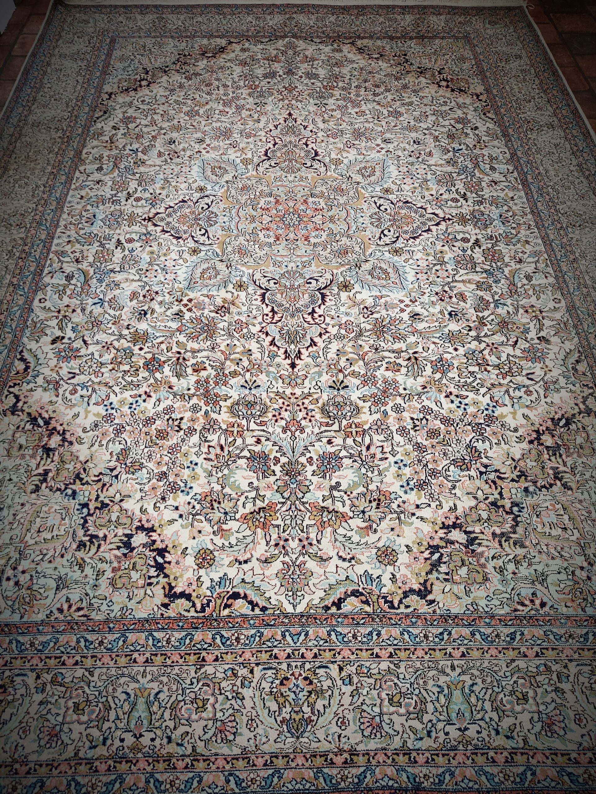 Kashmir rug